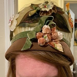 Vintage 1960’s floral hat
